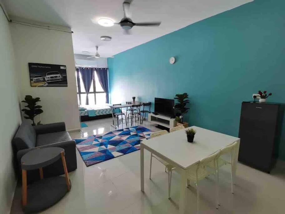 Mufa Studio Suites Klia Sepang Esterno foto